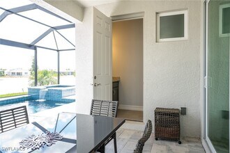 14521 Stern Wy. in Naples, FL - Building Photo - Building Photo