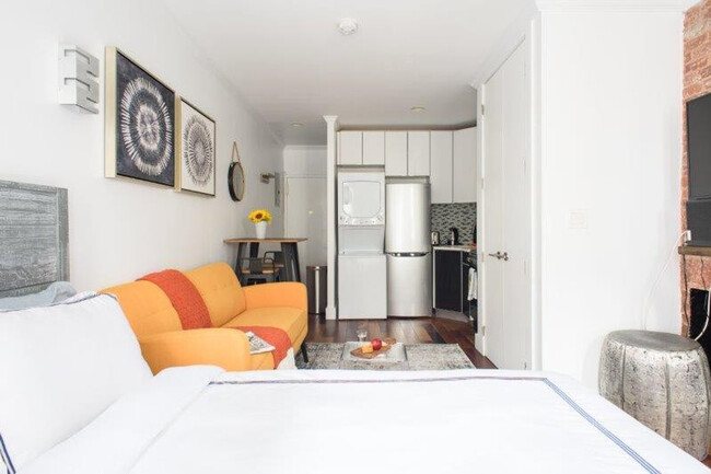property at 241 E 24th St
