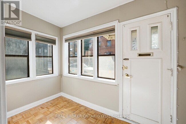 195 Islington Ave in Toronto, ON - Building Photo - Building Photo