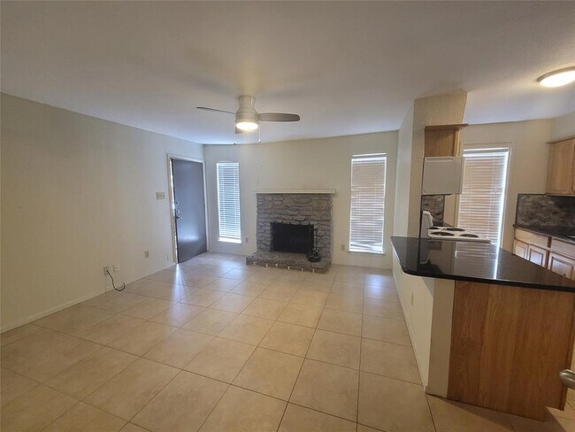 104 W 35th St in Austin, TX - Building Photo - Building Photo