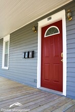 923 Osage St in Manhattan, KS - Building Photo - Building Photo