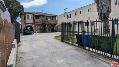 832 W Imperial Hwy in Los Angeles, CA - Building Photo - Building Photo