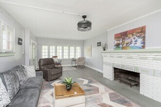 4237 Graceland Ave in Indianapolis, IN - Building Photo - Building Photo