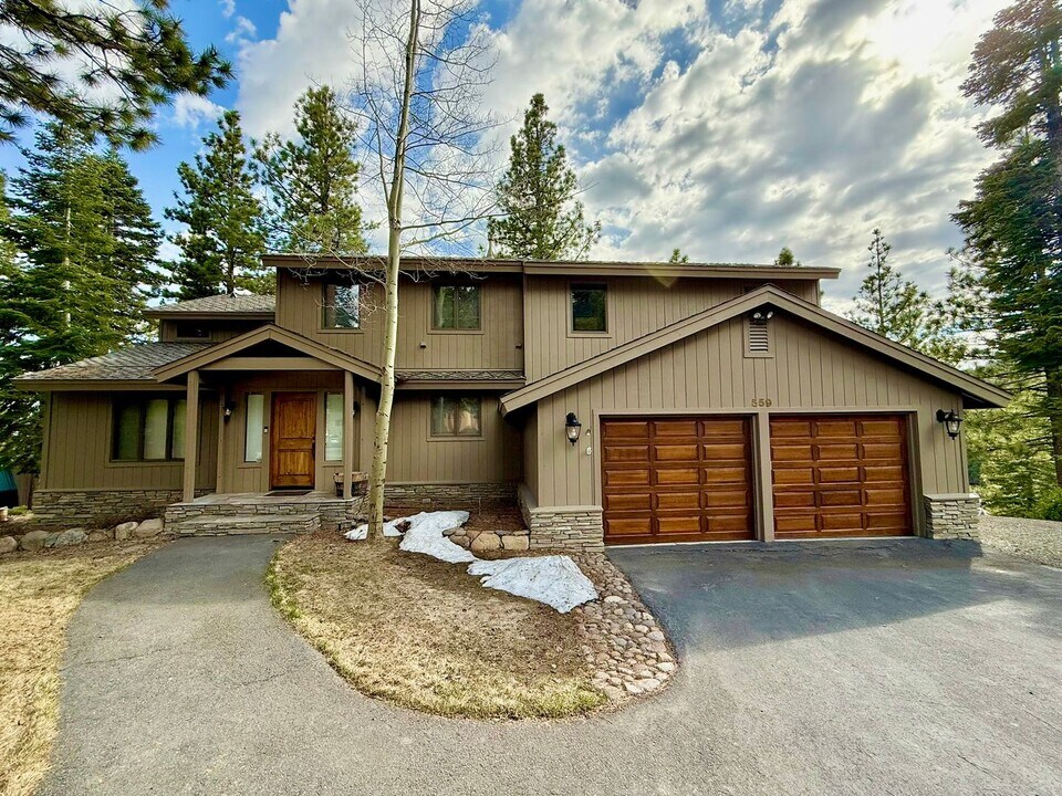 559 Chiquita Ct in Incline Village, NV - Building Photo
