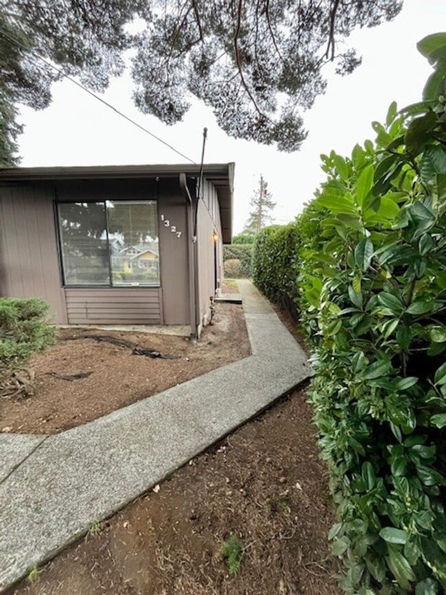 1325-1327 Grant St in Bellingham, WA - Building Photo - Building Photo