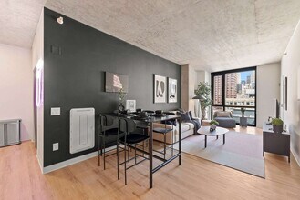 633 S LaSalle St in Chicago, IL - Foto de edificio - Building Photo