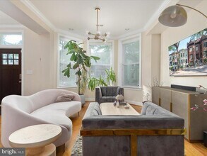 21 Rhode Island Ave NW in Washington, DC - Building Photo - Building Photo