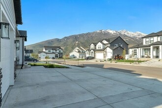 14636 Snow Leopard Ln in Draper, UT - Building Photo - Building Photo