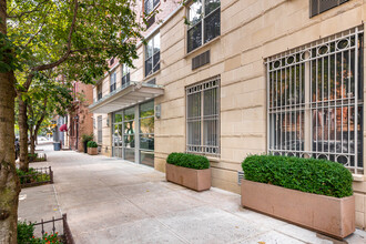 Broadstone Lane II in New York, NY - Building Photo - Building Photo