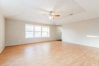 4306 Owens Creek Ln in Spring, TX - Building Photo - Building Photo