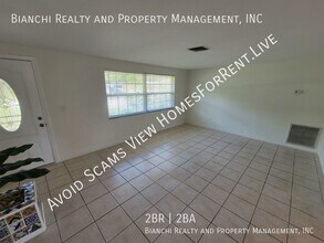 501 Lake Palms Dr in Largo, FL - Building Photo - Building Photo