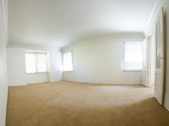 3305 Lowry Rd, Unit 3305 in Los Angeles, CA - Building Photo - Building Photo