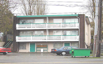 6814 Rainier Ave S Apartments