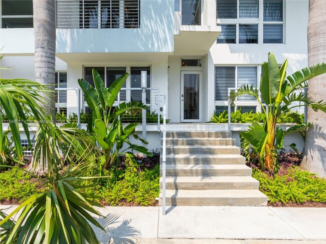 51 N Shore Dr in Miami Beach, FL - Building Photo - Building Photo