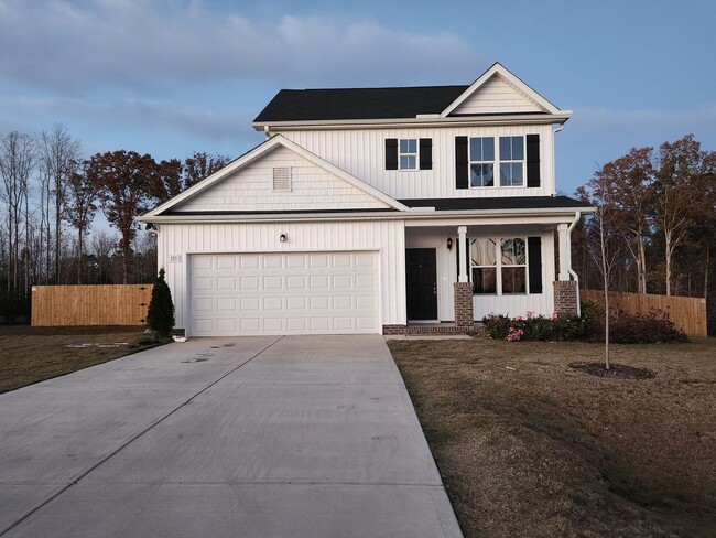 115 Greenhouse St in Zebulon, NC - Foto de edificio - Building Photo