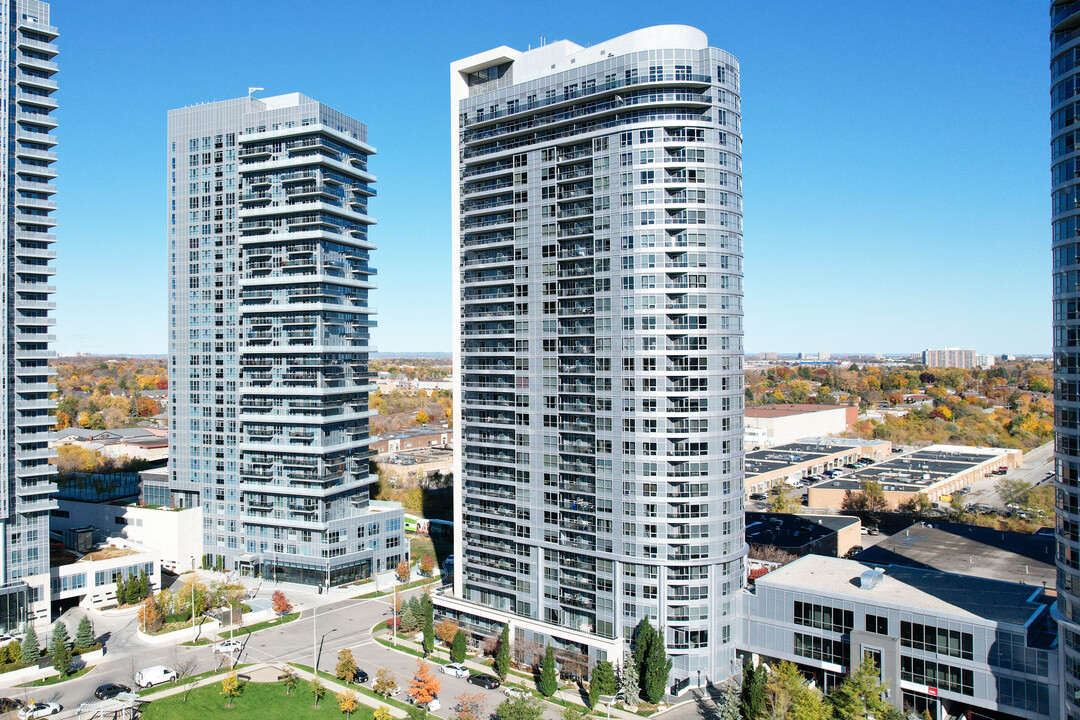 Ventus II in Toronto, ON - Building Photo