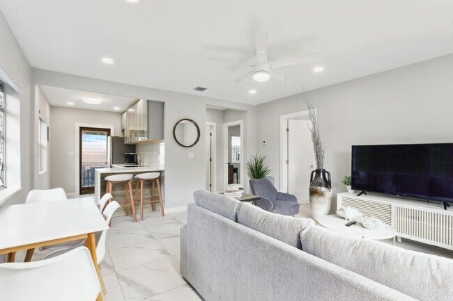property at 711 SE 2nd St