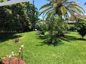 1538 Funston St in Hollywood, FL - Building Photo - Building Photo