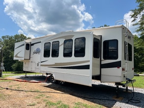 7560 Chelsea Rd in Columbiana, AL - Foto de edificio - Building Photo