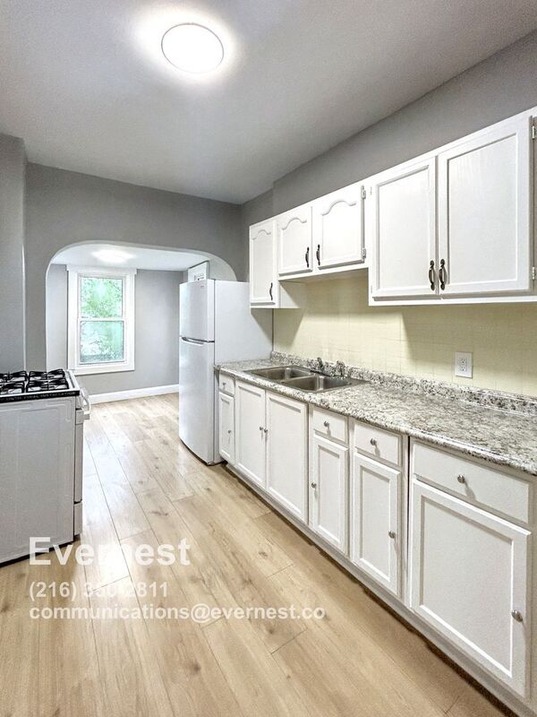 3445 Martin Luther King Jr Dr in Cleveland, OH - Building Photo - Building Photo