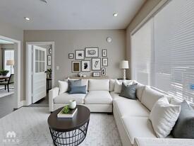 1284 Westmont Rd SW in Atlanta, GA - Building Photo