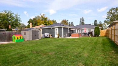 407 Mors Ave in Wheeling, IL - Building Photo - Building Photo