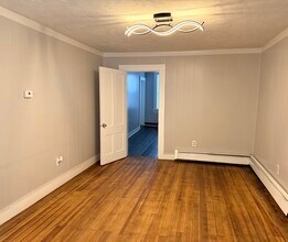 89 Spruce St in Winchendon, MA - Building Photo - Building Photo