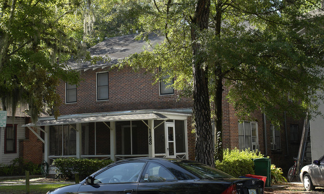 1123 SW 1st Ave in Gainesville, FL - Foto de edificio - Building Photo