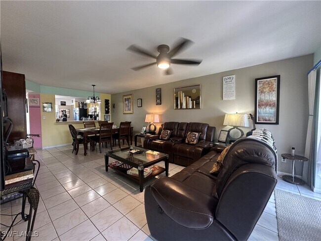1448 Churchill Cir in Naples, FL - Building Photo - Building Photo