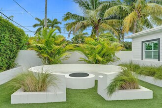 915 N Swinton Ave in Delray Beach, FL - Building Photo - Building Photo