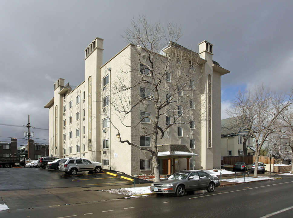 Monterey Plaza Apartments in Denver, CO - Building Photo