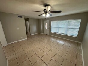 220 Wilshire Dr in Casselberry, FL - Building Photo - Building Photo
