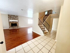 33 Coralberry Rd in Spring, TX - Building Photo - Building Photo