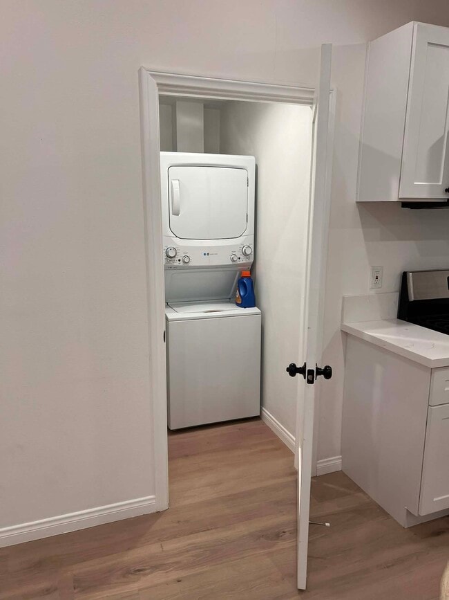 16066 Bahama St in North Hills, CA - Building Photo - Building Photo