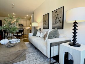 610 West in Brooklyn Park, MN - Building Photo - Building Photo