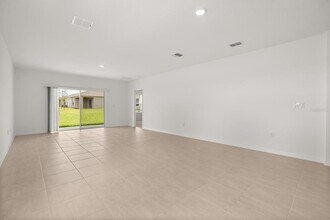 4745 Babys Breath Pl in Haines City, FL - Building Photo - Building Photo