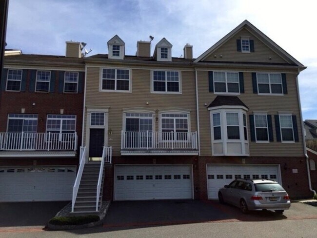 property at 34 Tellicherry Ct