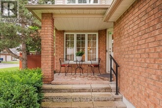 62 Wittingham Dr in Ottawa, ON - Building Photo - Building Photo