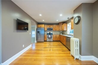 200 Woodward Ave in East Providence, RI - Building Photo - Building Photo