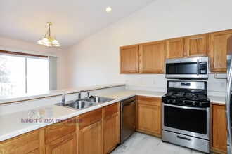 2737 Douglas Dr N in Crystal, MN - Building Photo - Building Photo