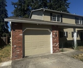 4192 Sunnyview Rd NE in Salem, OR - Building Photo - Building Photo