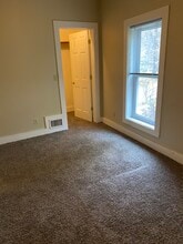 16 S 19th Ave E, Unit 3 in Duluth, MN - Building Photo - Building Photo