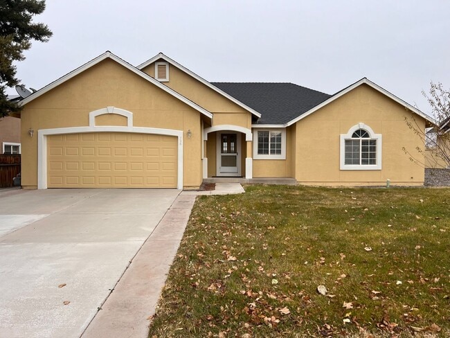 property at 726 Divot Dr