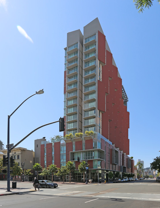 Celadon at 9th & Broadway in San Diego, CA - Building Photo