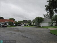 1257 SW 149th Ln in Sunrise, FL - Building Photo - Building Photo