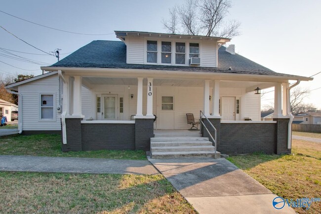 310 Rock St SE in Hartselle, AL - Building Photo - Building Photo