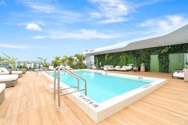 property at 9901 W Bay Harbor Dr