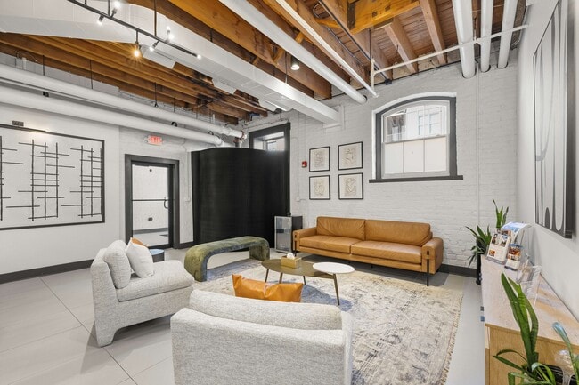 American Tobacco Center