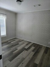 12300 Seminole Blvd in Largo, FL - Building Photo - Building Photo