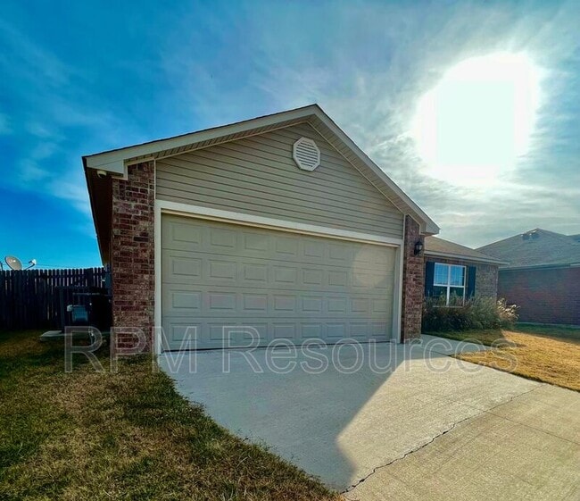 property at 2940 Cider Mill Ln